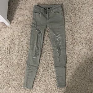 American Eagle Green Jeans (w/Rips)